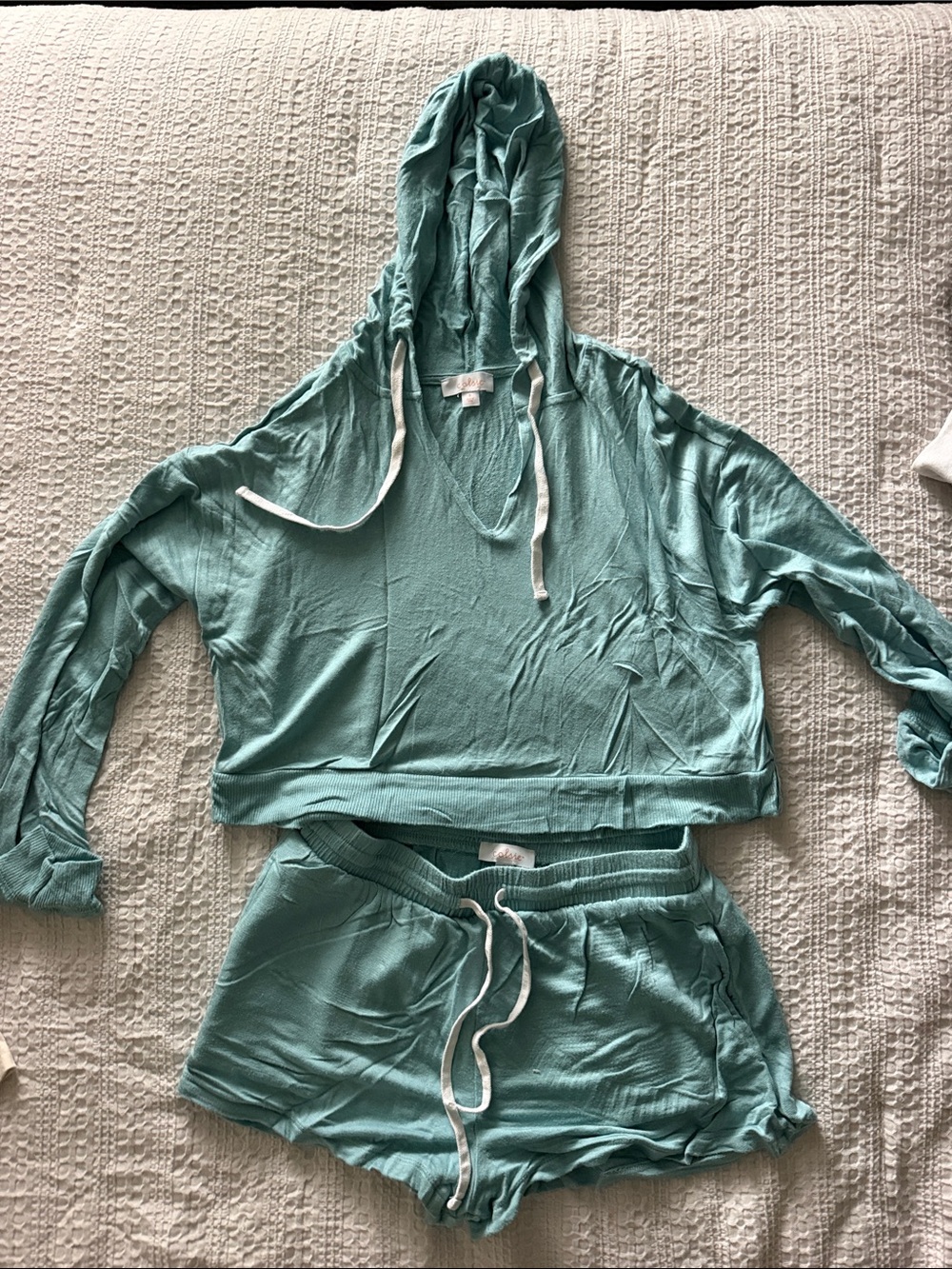 Colsie Mint Green Cropped Hoodie & Lounge Shorts Set